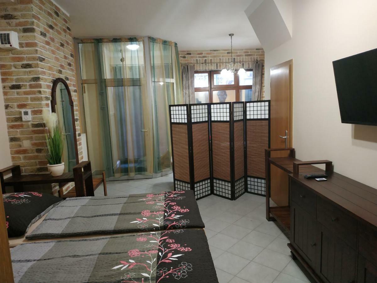 Apartman Holandska 120 Beroun Beroun  Luaran gambar